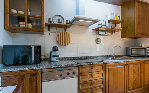 Alojamiento:&nbsp;Le Rocche 200.4