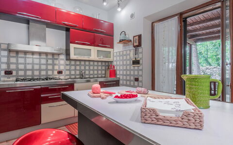 Santa Colomba House, Siena, Nature And Pool: Gabinetes, Propiedad, Mostrador, Cocina, Mesa, Diseño De Interiores, Madera, Encendiendo, Piso, Arquitectura