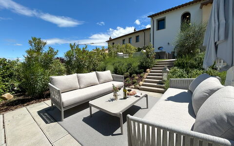 Ciliegino Spereto Apartment, Pool And Relax , Mont: Mueble, Mueble Para Exteriores, Mesa, Casa, Silla, Mesa Al Aire Libre, Patio, Jardín, Inmuebles