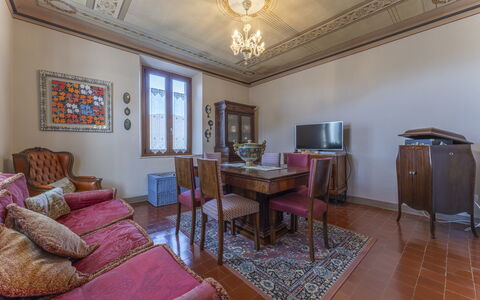 Orazio Liberty House,Lunigiana, Nature: Marco, Mueble, Madera, Mesa, Diseño De Interiores, Sala, Casa, Silla, Piso, Suelo