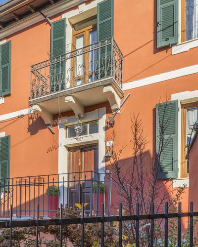 Orazio Liberty House,Lunigiana, Nature: Ventana, Edificio, Propiedad, Planta, Cerca, Cielo, Madera, Barrio, Pared