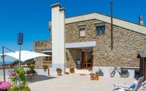 Bellavista Tuscany Apartment Panoramic Terrace: Puerta, Casa, Inmuebles, Entrada De Coches, Villa, Hacienda, Hotel, Casa De Campo, Balcón, Mansión