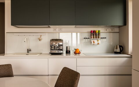 Melaiolo Modern Apartment With Pool, Montaione, To: Cocina, Mostrador, Diseño De Interiores, Gabinetes, Mueble, Aparato De Cocina, Piso, Encendiendo, Electrodoméstico, Casa