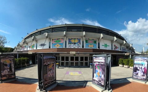 Romina Apartment, Florence, Campo Marte: Cielo, Nube, Planta, Sombra, Ocio, Edificio, Árbol, Ciudad, Fachada, Diseño Urbano
