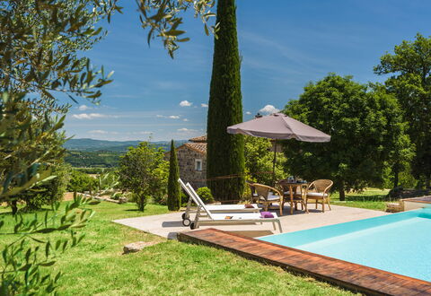 Terra Quercus: Piscina, Jardín, Mueble Para Exteriores, Paisajismo, Inmuebles, Casa De Campo, Eco Hotel, Recurso, Césped, Villa