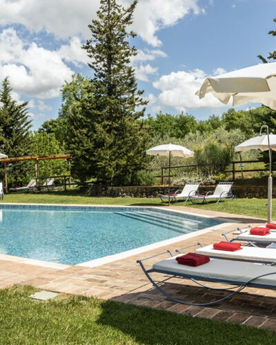 Podere Monti: Piscina, Mueble, Mueble Para Exteriores, Sunlounger, Recurso, Jardín, Silla, Paraguas, Sombra, Eco Hotel
