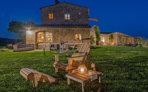 Prugnolo: Hierba, Casa, Cabaña, Casa, Área Rural, Paisaje, Casa De Campo, El Terreno Del Lote, Inmuebles, Techo
