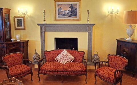 La Palazzina: Mueble, Diseño De Interiores, Piso, Madera, Sala, Suelo, Sofá, Encendiendo, Marrón, Habitación