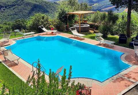 La Palazzina: Piscina, Recurso, Asentamientos Humanos, Eco Hotel, Hacienda, Thermae, Mueble Para Exteriores, Ciudad De Vacaciones, Sunlounger, Villa