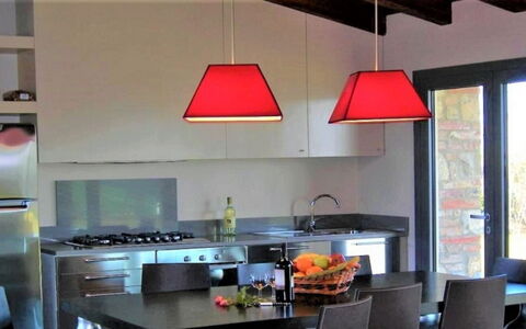 Villa la Tabaccaia: Diseño De Interiores, Mueble, Lámpara, Piso, Cocina, Techo, Encendiendo, Casa, Suelo, Habitación