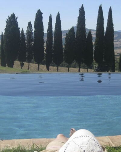 Vallocchie: Piscina, Ocio, Mueble Para Exteriores, Vacaciones, Hojas Perennes