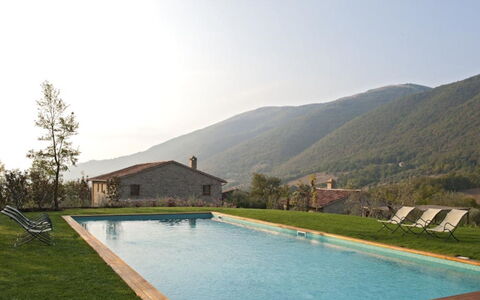 Villa del Cammino: Accidentes Geográficos Montañosas, Montaña, Colina, Cordillera, Tierras Altas, Hill Station, Valle, Piscina, Cresta, Ocio