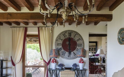 Villa Torre: Madera, Mueble, Diseño De Interiores, Casa, Silla, Sala, Marco, Manchas De Madera, Madera Dura, Casa De Campo