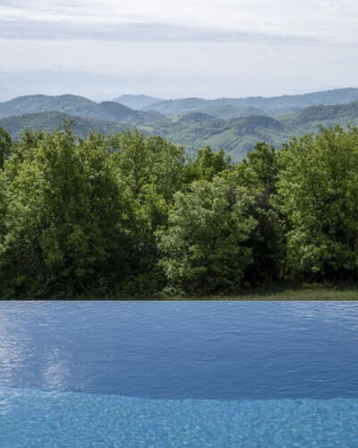 Villa Santa: Accidentes Geográficos Montañosas, Paisaje Natural, Colina, Cordillera, Hill Station, Valle, Piscina, Cresta, Reflexión, Eco Hotel