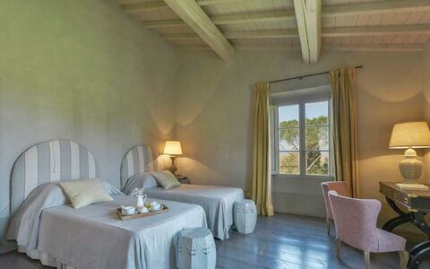 Villa Il Serraglio: Hotel, Piscina, Villa