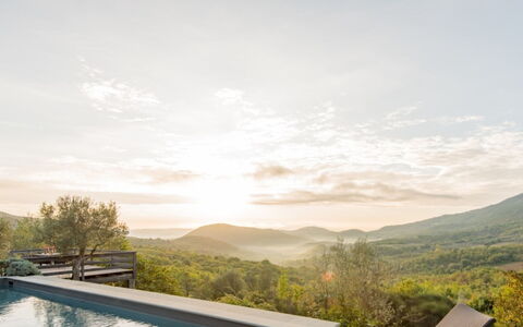 Villa Savino: Accidentes Geográficos Montañosas, Montaña, Colina, Paisaje, Tierras Altas, Cordillera, Hill Station, Luz De Sol, Eco Hotel, Valle