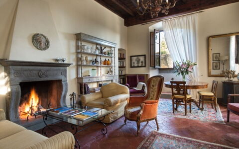 Villa Bel Monte: Pared, Mueble, Casa, Piso, Diseño De Interiores, Encendiendo, Casa, Sala, Habitación, Silla