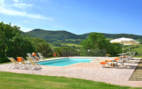 Villa Asia: Accidentes Geográficos Montañosas, Colina, Piscina, Mueble, Mueble Para Exteriores, Cordillera, Eco Hotel, Recurso, Valle, Paisajismo