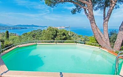 Villa Magazzini: Azul, Piscina, Recurso, Eco Hotel, Sombra, Zona Tropical, Ciudad De Vacaciones, Hotel, Villa