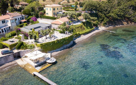 Terrazza Dell'Elba: Barrio Residencial, Costa, Costeras Y Los Accidentes Geográficos Oceánico, Casa, Recurso, Cabaña, Inmuebles, Apuntalar, Mar, Lago