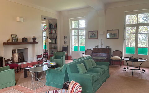 Poggio Cavallino Private Pool, Wifi, Maremma: Mueble, Silla, Piso, Diseño De Interiores, Casa, Suelo, Puerta, Habitación, Departamento, Sala