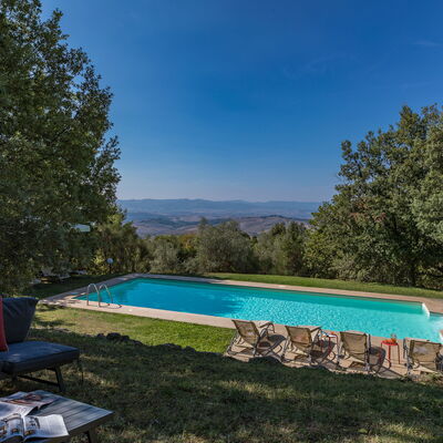Villa Linchiano: Piscina, Paisaje, El Terreno Del Lote, Paisajismo, Casa De Campo, Eco Hotel, Inmuebles, Villa, Patio Interior
