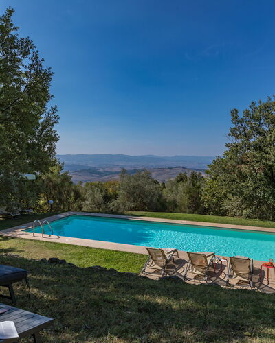 Villa Linchiano: Piscina, Paisaje, El Terreno Del Lote, Paisajismo, Casa De Campo, Eco Hotel, Inmuebles, Villa, Patio Interior