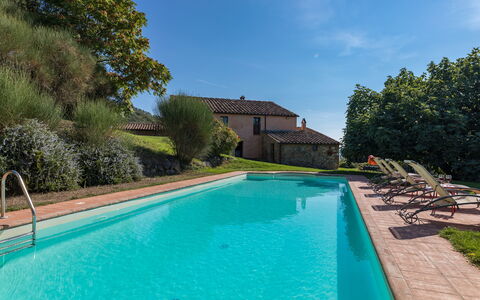 Villa Belvedere: Azul, Piscina, Hacienda, Villa, Casa De Campo, Fuente De Agua