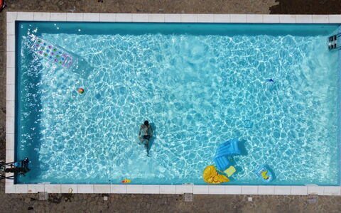 La Fiumara: Azul, Piscina, Recreación, Ocio, Material Compuesto, Recurso, Centro De Ocio