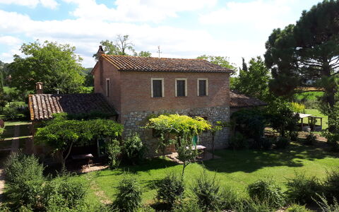 Appartamento Vele, Wifi, Near Perugia: Casa, Arbusto, Casa, Techo, Barrio Residencial, Cabaña, Área Rural, Inmuebles, Jardín