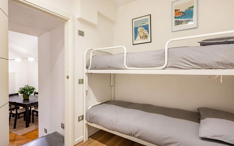 Casa Garibaldi - Levanto: Mueble, Diseño De Interiores, Cama, Habitación, Suelo, Departamento, Habitación, Marco De La Cama, Sábana, Lecho