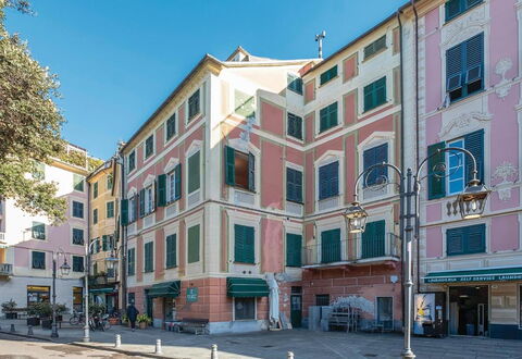 Casa Camuri - Levanto: Edificio, Ventana, Departamento, Ciudad, Área Urbana, By, Barrio, Fachada, Barrio Residencial, Diseño Urbano