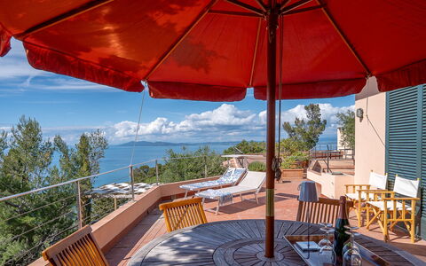 Ca' Nelly: Mueble, Mueble Para Exteriores, Silla, Sombra, Recurso, Mar, Eco Hotel, Oceano, Mesa Al Aire Libre, Balcón