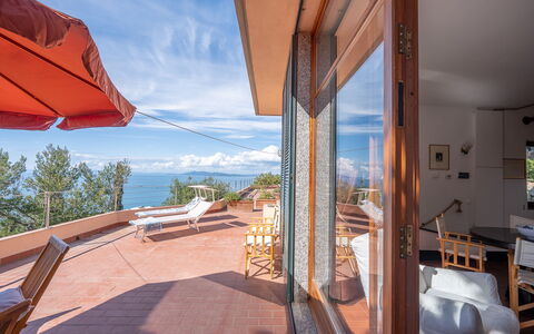 Ca' Nelly: Eco Hotel, Oceano, Manchas De Madera, Recurso, Balcón, Silla, Villa, Planta De Casa, Ático