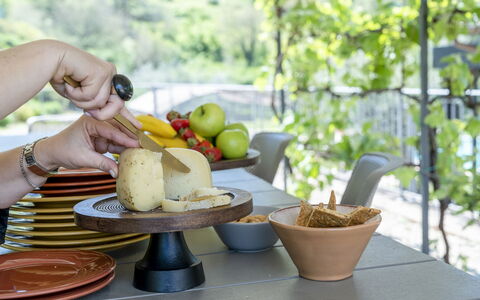 Villa Trasimena: Vajilla, Utensilios Para Servir, Comida, Ingrediente, Vajilla, Plato