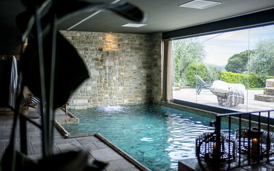 Villa delle Rose: Piscina, Material Compuesto, Recurso, Fuente De Agua, Diseño, Hotel, Eco Hotel, Planta De Casa, Villa, Patio