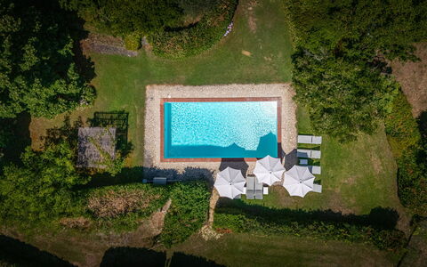 La Piccola Oasi: Piscina, Recurso, Ocio, Mueble Para Exteriores, Thermae, Jardín, Eco Hotel, Sombra, Fuente De Agua, Sunlounger