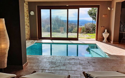 Santa Barbara: Piscina, Piso, Mueble, Diseño De Interiores, Suelo, Recurso, Eco Hotel, Silla, Manchas De Madera, Hotel