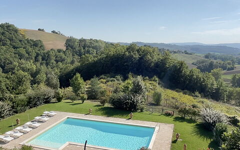 Santa Barbara: Piscina, Recurso, Mueble Para Exteriores, Ocio, Thermae, Eco Hotel, Inmuebles, Sunlounger, Villa, Ciudad De Vacaciones