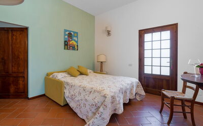 Alojamiento:&nbsp;Mandorlo Apartment With Pool, Casole D'elsa