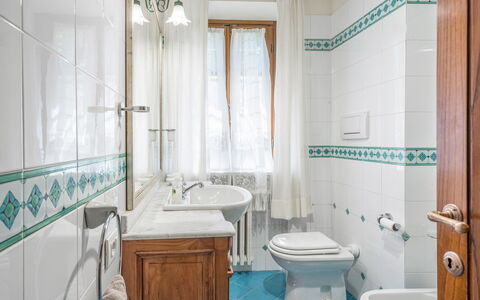 Grace Home, Pool, Wifi, Gambassi Terme: Piso, Diseño De Interiores, Suelo, Arreglo De Tubería, Baño, Lavabo, Grifo, Lavabo Del Baño, Plomería, Loseta