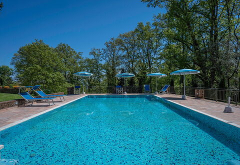 Grace Home, Pool, Wifi, Gambassi Terme: Azul, Piscina, Recurso, Mueble Para Exteriores, Eco Hotel, Sombra, Ciudad De Vacaciones, Fuente De Agua, Paisajismo, Villa