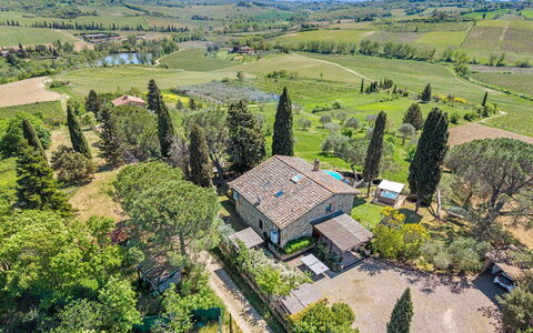 Capanna Al Lago: Arbusto, Casa, Casa, Cabaña, Inmuebles, Casa De Campo, Jardín, Paisajismo, Villa