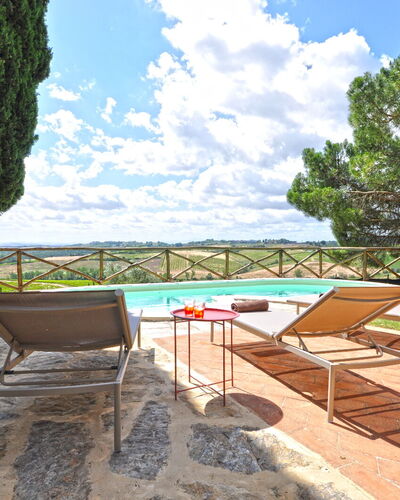 Capanna Al Lago: Mueble, Mueble Para Exteriores, Silla, Piscina, Mesa Al Aire Libre, Patio Interior, Villa, Eco Hotel, Sunlounger, Patio