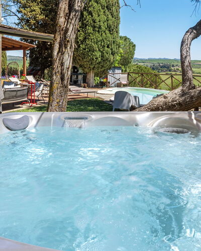 Capanna al Lago, Chianti Heritage with Vineyards V: Piscina, Recurso, Mueble, Mueble Para Exteriores, Ocio, Eco Hotel, Sombra, Thermae, Paraguas, Hotel
