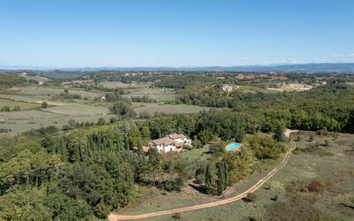 Casale del Timignano, Private Villa with Huge Gard