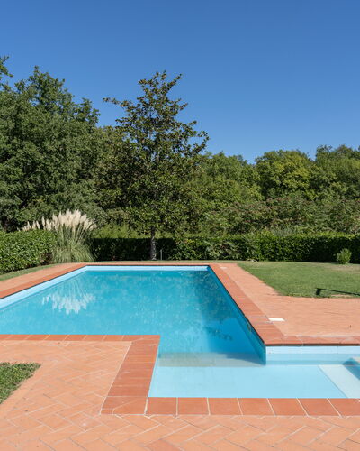 Casale del Timignano, Private Villa with Huge Gard: Piscina, Material Compuesto, Sombra, Jardín, Fuente De Agua, Paisajismo, Recurso, Diseño, Eco Hotel, Yarda
