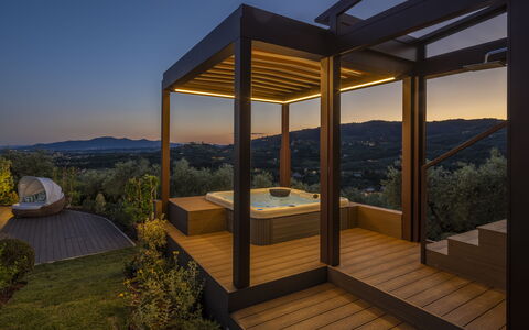 Villa Alessia Luxury: Oscuridad, Eco Hotel, Recurso, Sombra, Manchas De Madera, Piscina, Estructura Al Aire Libre, La Iluminación Del Paisaje, Pabellón