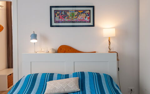 La Casa Dei Mandarini: Mueble, Cama, Diseño De Interiores, Habitación, Lecho, Sábana, Pared, Suelo, Habitación, Madera