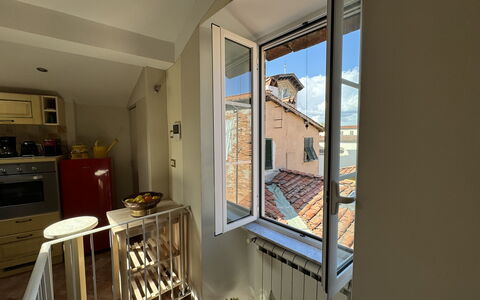 Anna: Pared, Departamento, Casa, Manchas De Madera, Madera Dura, Pintar, La Luz Del Día, Planta De Casa, Balcón, Aluminio